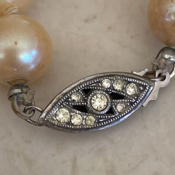 Vintage Majorica Pearls Opera Length Sterling Silver Clasp Rare - Picture 5 of 10